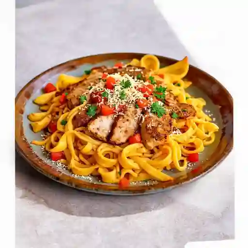 Pasta Fetuchinea A La Mexicana
