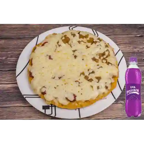 Pizza Pequeña X Mitades. 22Cm +Postobon Uva 400ml
