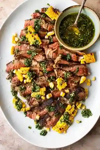 Rib Eye con Chimichurri de Confit de Piña Ahumada