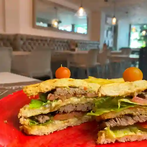 Sándwich de Carne