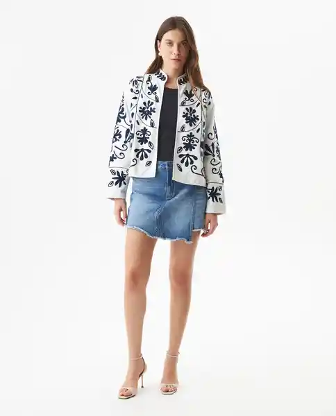 Falda Corta- Claro Azul Cristalino Claro Talla 8 Chevignon