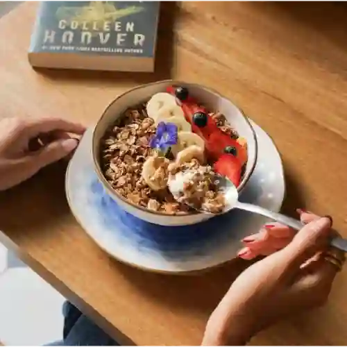 Bowl de Yogurt Griego y Granola
