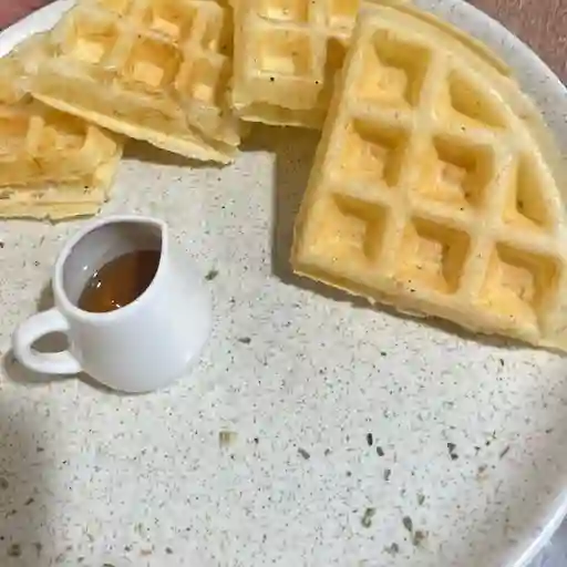 Waffle pan de yuca