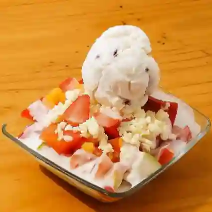 Ensalada Tropical con Helado