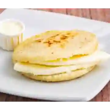 Arepa con Queso de Mano