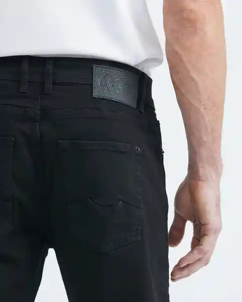 Jean Super Slim Fit o Masculino Negro Noche 36/32 Chevignon