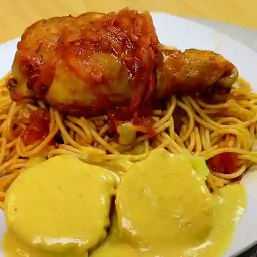 Tallarin carretillero de pollo