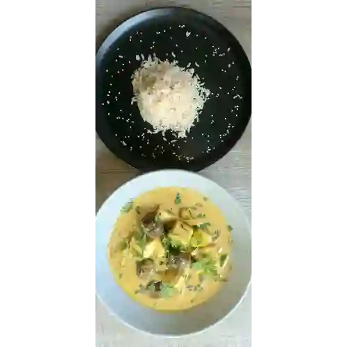 Curry de Tofu y Hongos Crimini