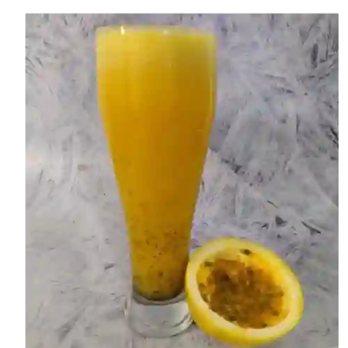Jugo de Maracuya en Agua
