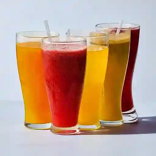 Jugos Naturales en Agua