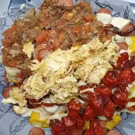 Salchipapa Bendita Mixta Doble