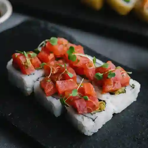 Sushi spicy tuna
