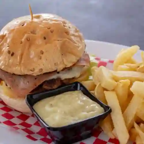 Burger Sencilla + Papa Fritas