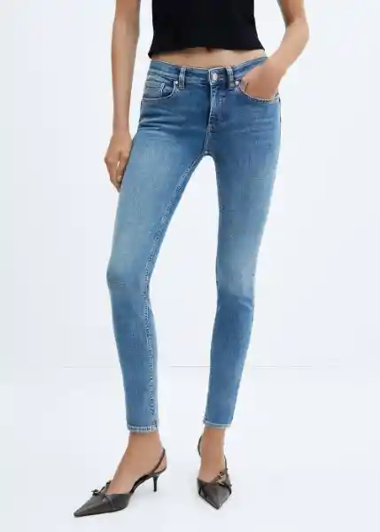 Jean Pushup Tejano Medio Talla 50 Mujer Mango