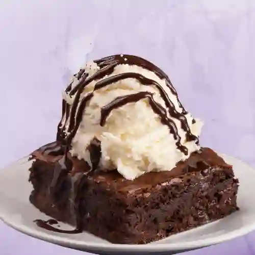 Brownie de Milo + Helado