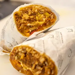Burrito Vegetariano + Nachos + Gaseosa