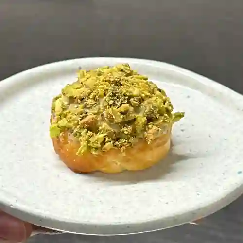 Profiterol de Pistacho