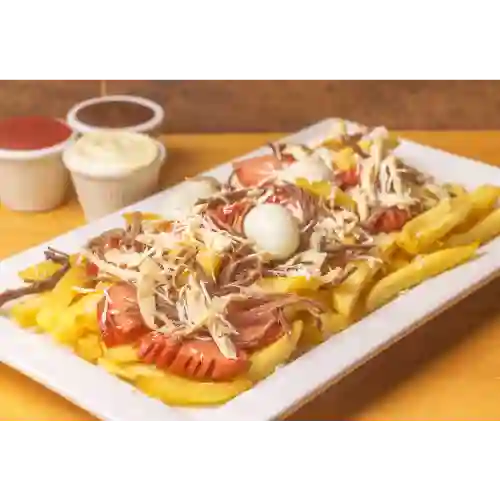 Salchipapas Súper Especial