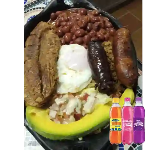 Combo Bandeja Paisa + Gaseosa Postobón 400 ml