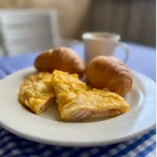 Omelette de Jamón y Queso