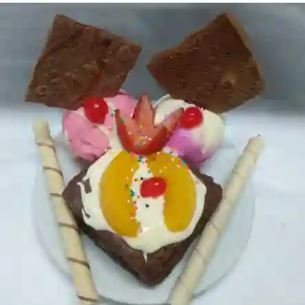 Brownie con Helado