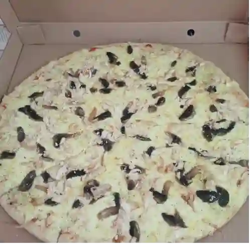 Pizza Pollo Champiñones