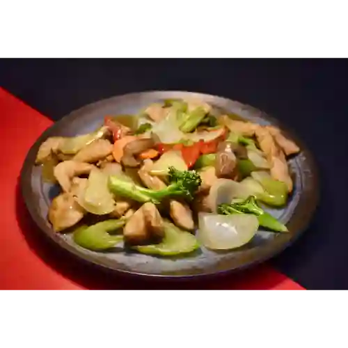 Pollo con Verduras