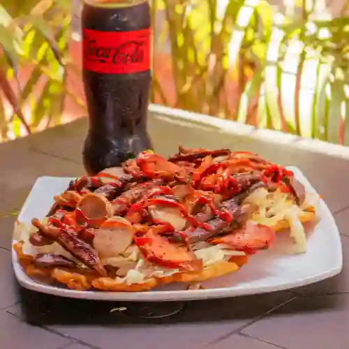Patacon de Carne + Coca-cola 250 ml