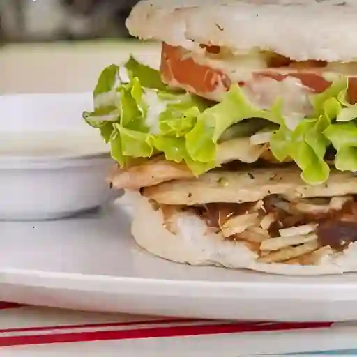 Arepa Burguer Sencilla Pollo