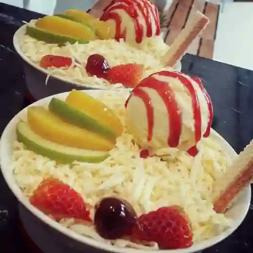 Ensalada de Frutas Grande