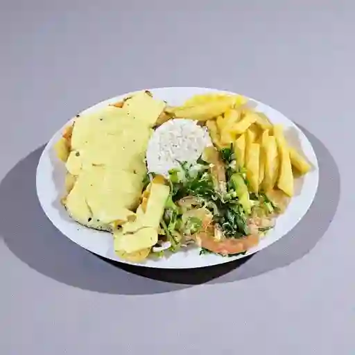 Pechuga Gratinada Limonada Natural