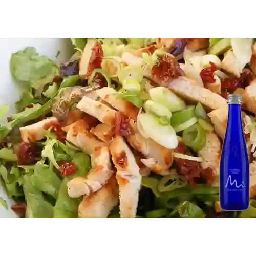 Combo Ensalada Del Imperio + Manantial Sin Gas 400 ml