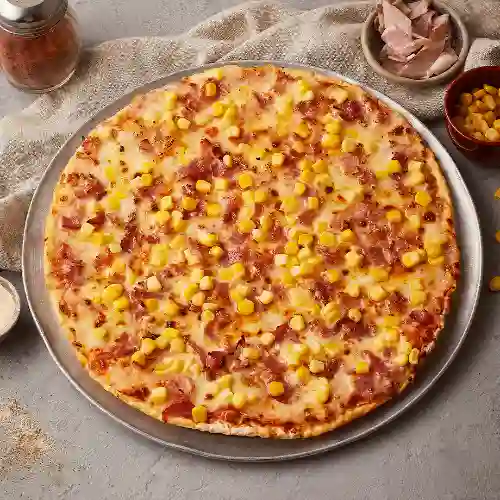 Pizza Tocineta y Maíz Tierno