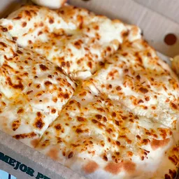Pizza Queso