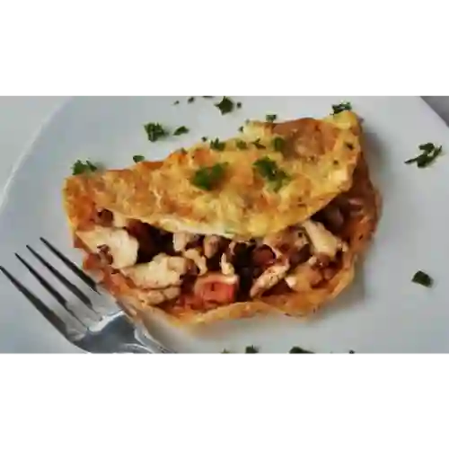 Omelette de Carne y Pollo