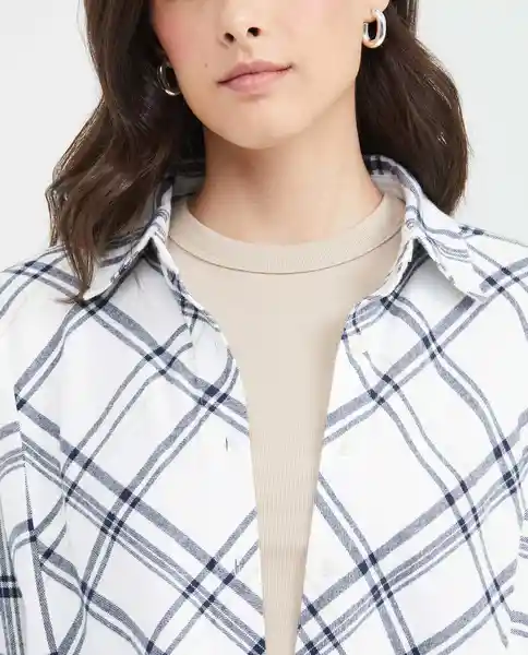 Camisa Checks Femenino Crudo Porcelana Claro Talla XS Chevignon