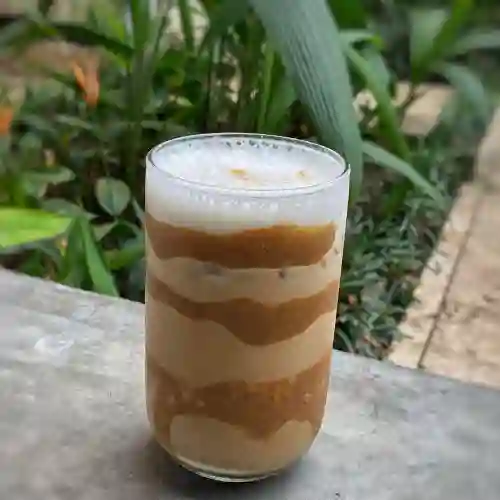 Iced Almond Butter Latte/1