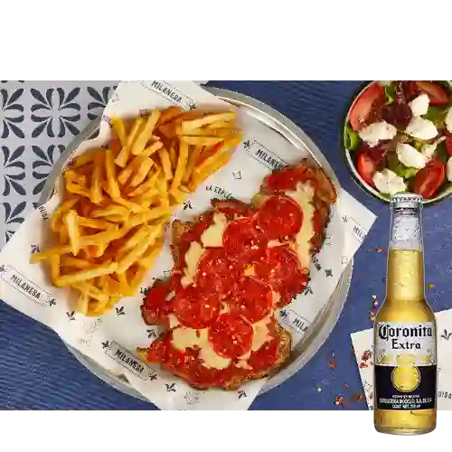 Combo milanesa pepperoni + cerveza coron