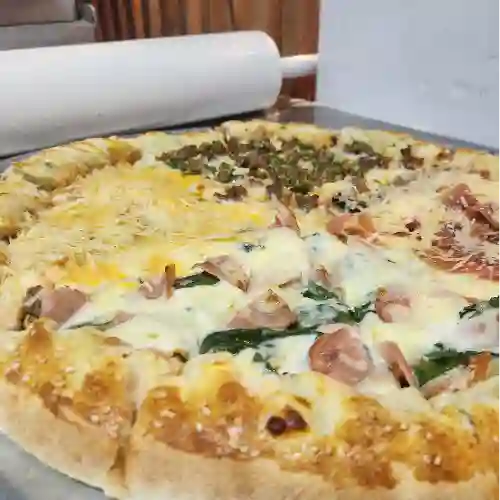 Pizza a la Carbonara