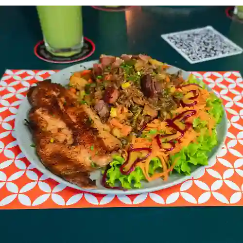 Trucha Ahumada con Arroz Chaufa