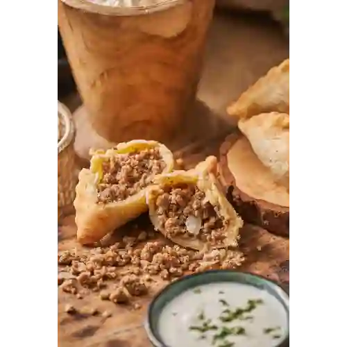 Empanada Triangular de Carne