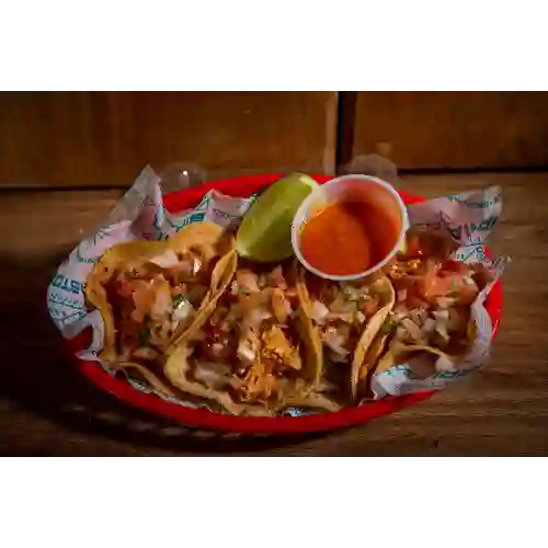 Taco de Pollo X 4