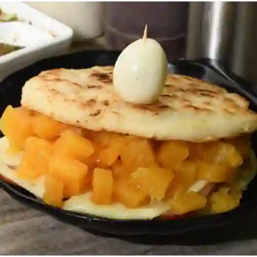 Arepa Hawaiana
