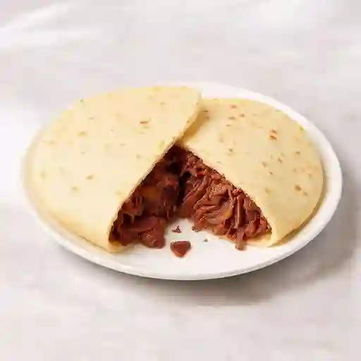 Arepa Con Carne Desmechada