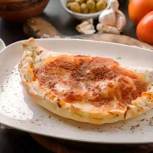 Calzone con Pollo y Champiñones