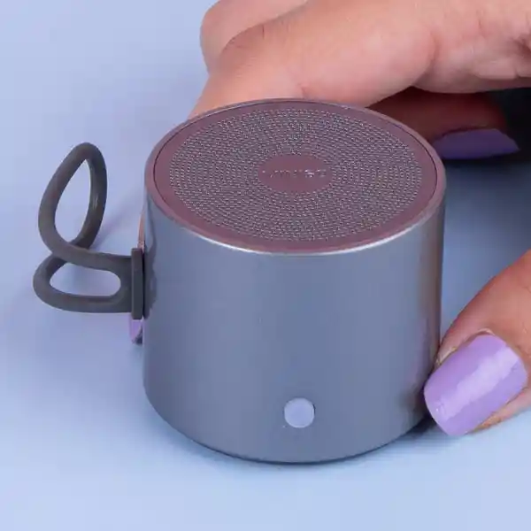 Altavoz Inalámbrico Portátil de Metal Gris Mod A127 Miniso