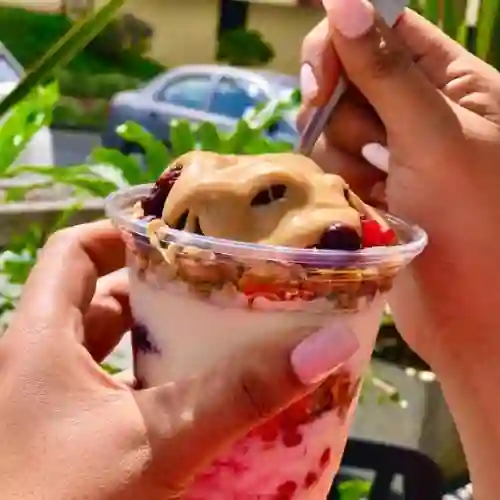 Parfait Frutos Rojos 10 Oz