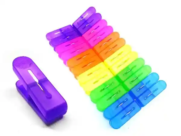 Pinza Para Ropa Plástica de Colores