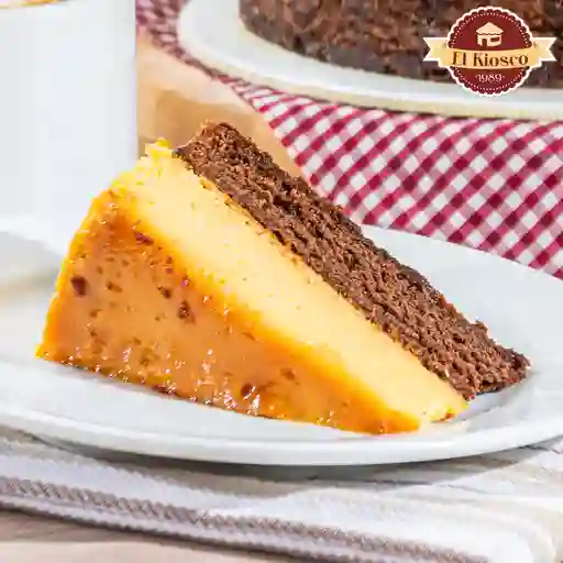 Chocoflan Horneado Porción