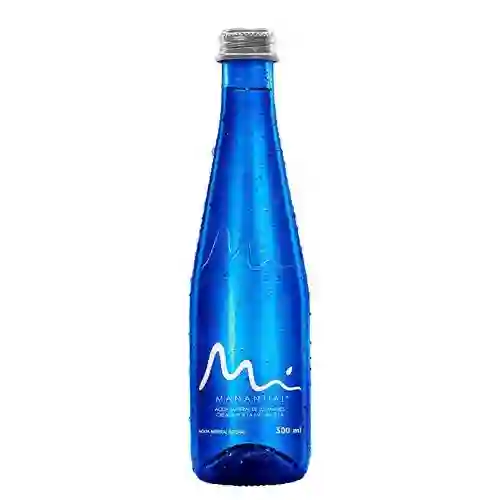 Agua Sin Gas Manantial  300 ml